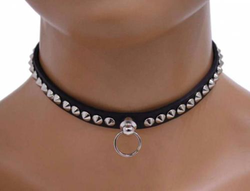 Gothic Halsband Mini Spitznieten & Ring