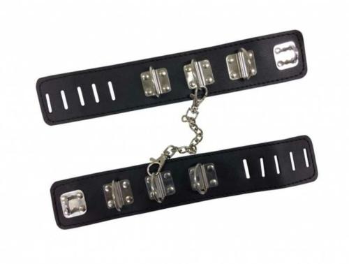 Black Bondage Wrist Set
