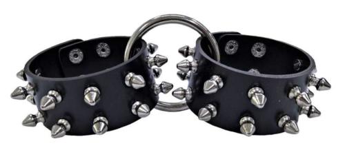 Killer Studded Wrist Bondage Set