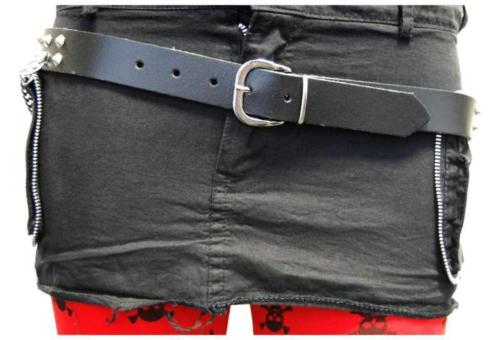 Ledergürtel Spitznieten mit Kette 2 Reihig