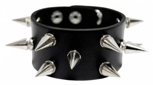 Kunsteder Manschette Spike Nieten