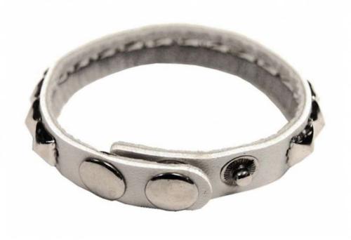 Rocker Armband Pyramidennieten