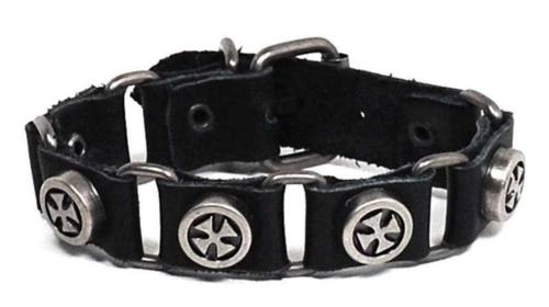 Lederarmband Eisernes Kreuz Nieten