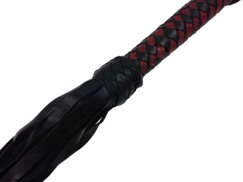 Leder Flogger Mit 18 Strängen