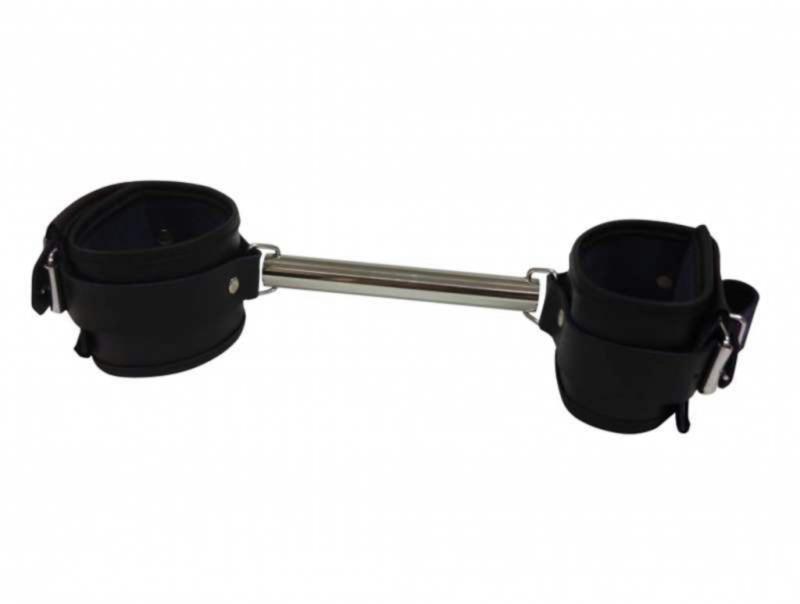 Black Bondage Ankle Set