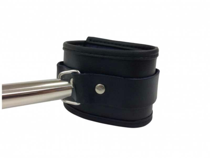 Black Bondage Ankle Set