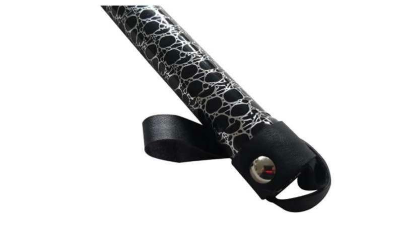 Rote Veloursleder Flogger