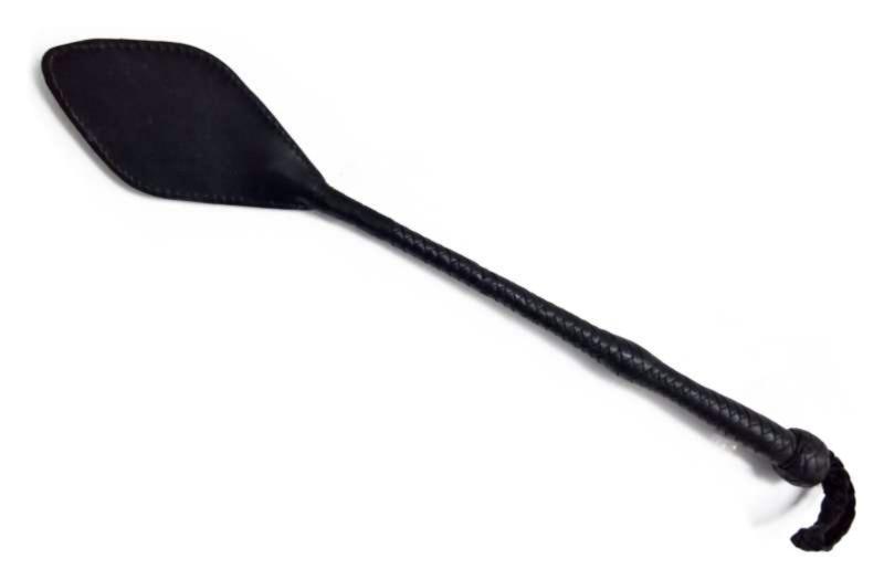 Geflochtene Paddelpeitsche