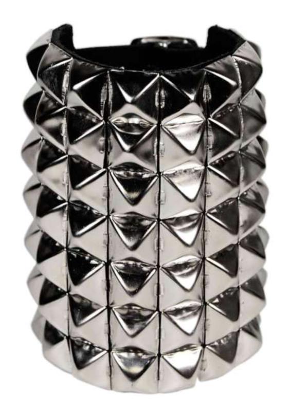 Studded Wristband 7 Row Pyramid Studs
