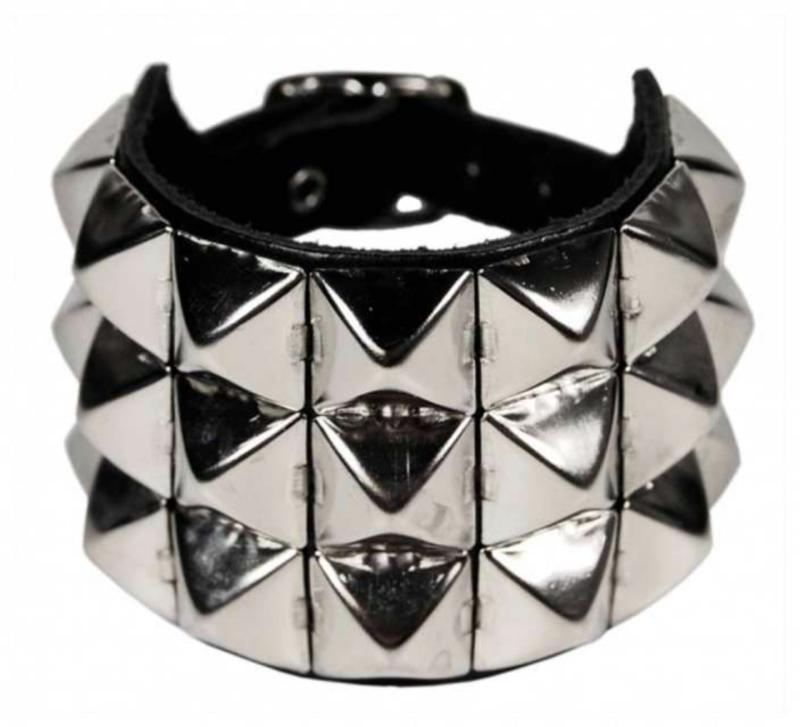 Lederarmband Pyramidennieten