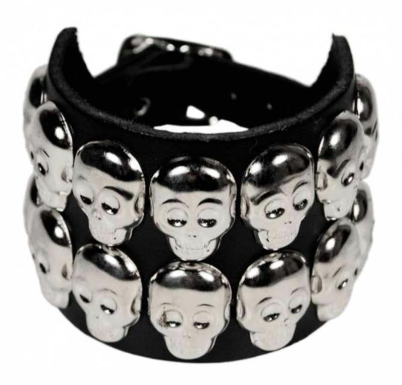 Totenkopfnieten Rocker Armband