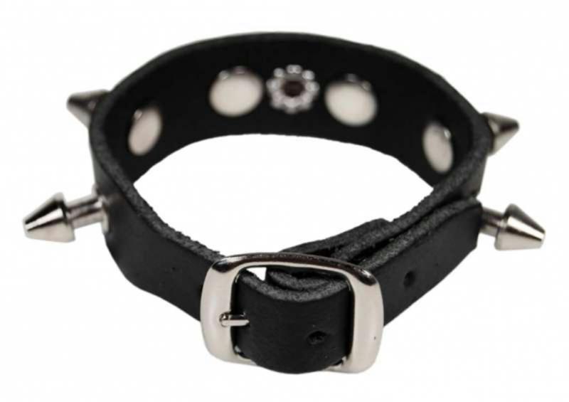 Lederarmband Mit Killernieten & Ring