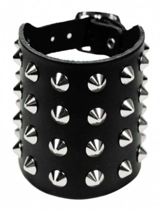 Rocker Armband 4-reihig Spitznieten