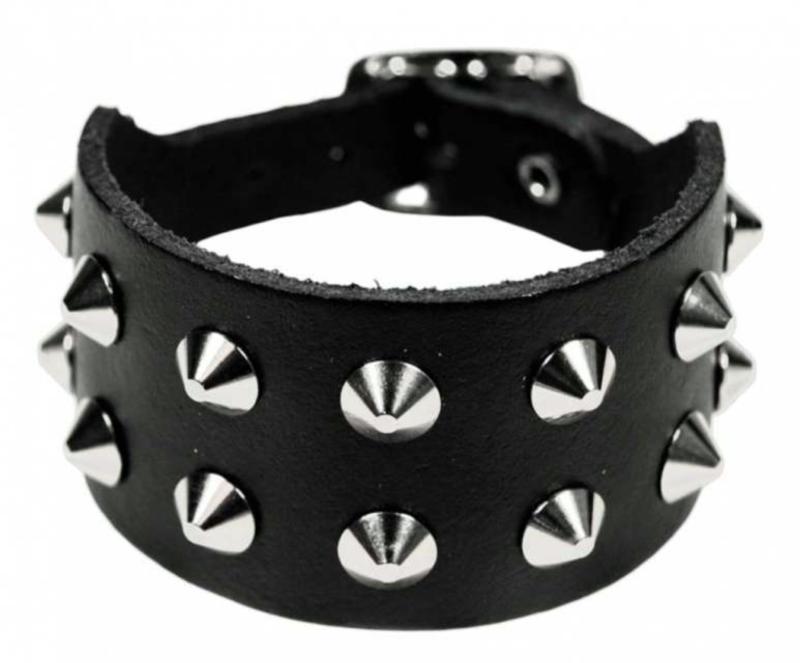Armband Spitznieten