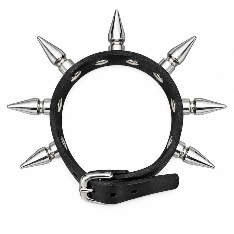 1-reihiges Lederarmband mit Killernieten und Schnallenverschluss auf weißem Hintergrund