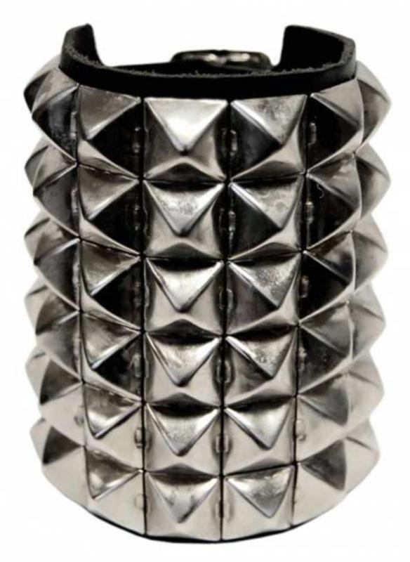 Nietenarmband 6 Reihen Pyramidennieten