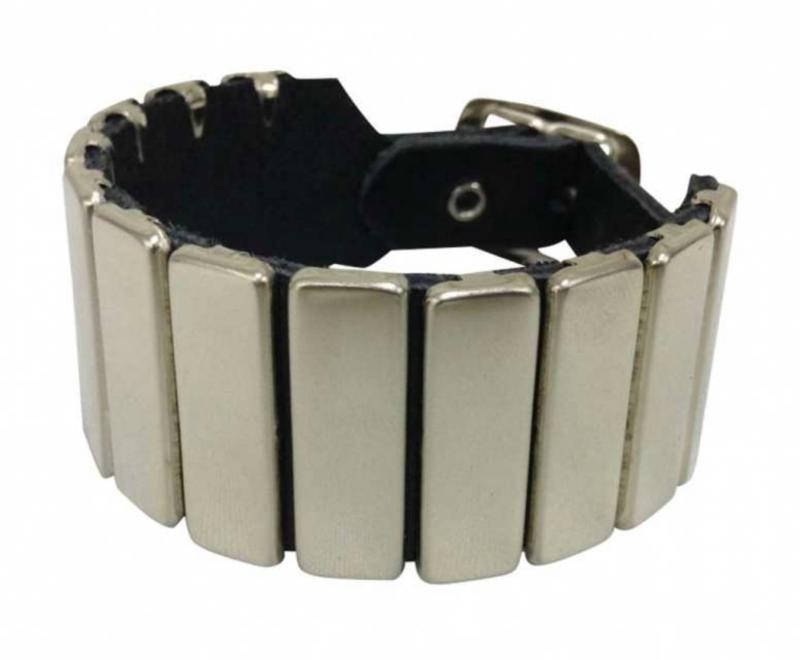 Rocker Armband Mit Flachen Nieten