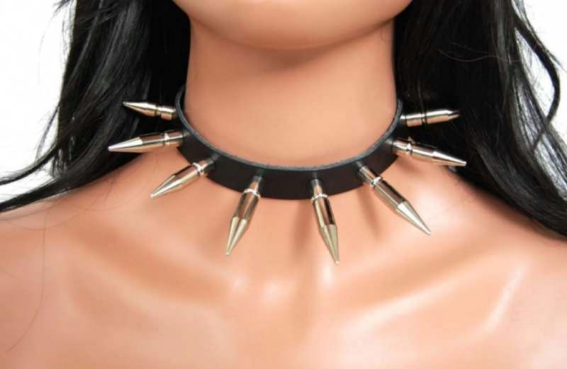 Lederhalsband Killernieten
