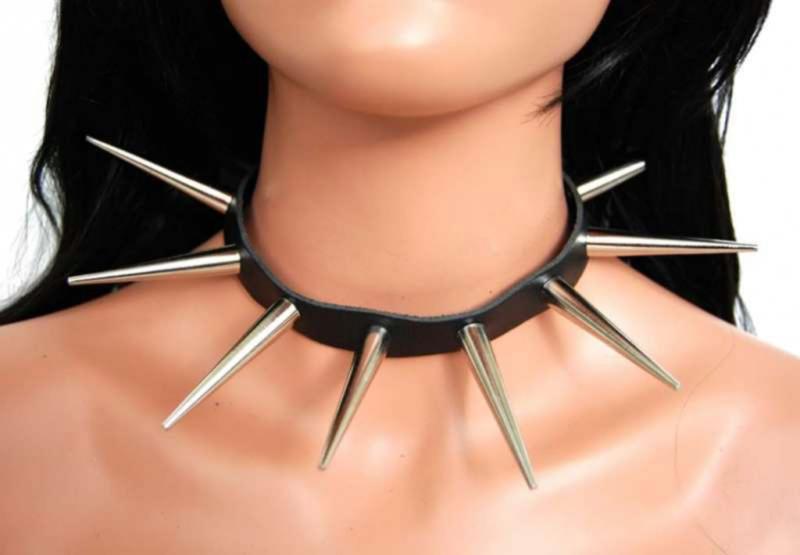 Bondage Lederhalsband Spike Nieten
