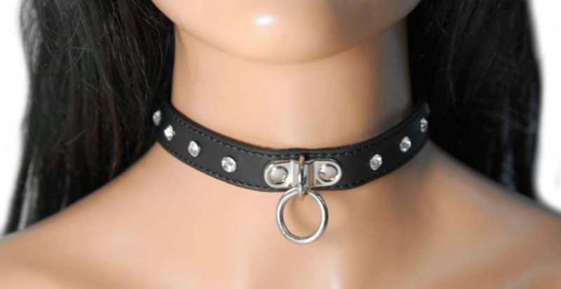 Gothic Halsband Ring & Schimmernde Steinchen