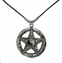 Goth Pendant Star Necklace