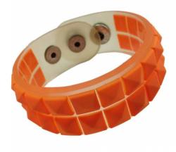 Pyramidennieten Gummiarmband