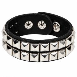 Zweireihiges Punk Nietenarmband mit Pyramidennieten aus schwarzem Kunstleder