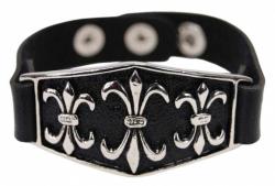 Punk Armband Lilie