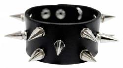 Kunsteder Manschette Spike Nieten