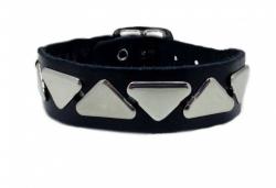 Leder Manschette Dreieck Nieten