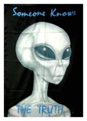 Alien Someone Knows The Truth Posterfahne